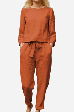 Conjunto de dos Piezas de Lino Monocromo Retro