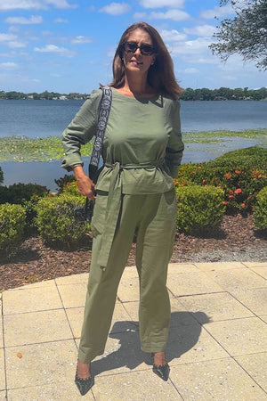 Cápsula monocromática de algodón y lino