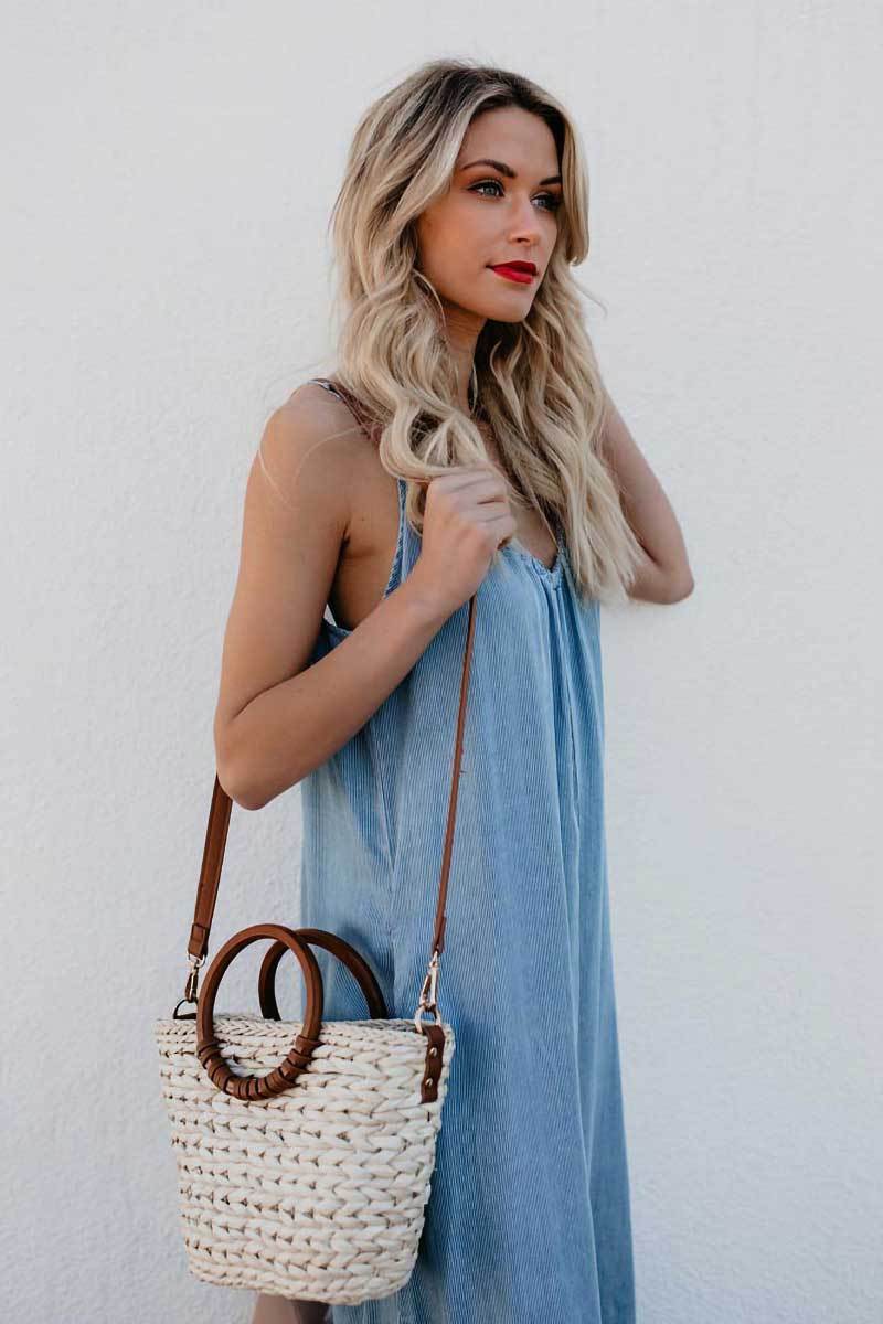 Mono suelto con cuello en V